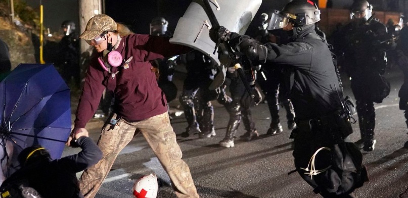 收匿名炸弹袭击威胁 美国波特兰数栋政府大楼关闭