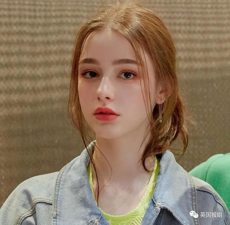 别人的证件照,简直就是漫画美少女.