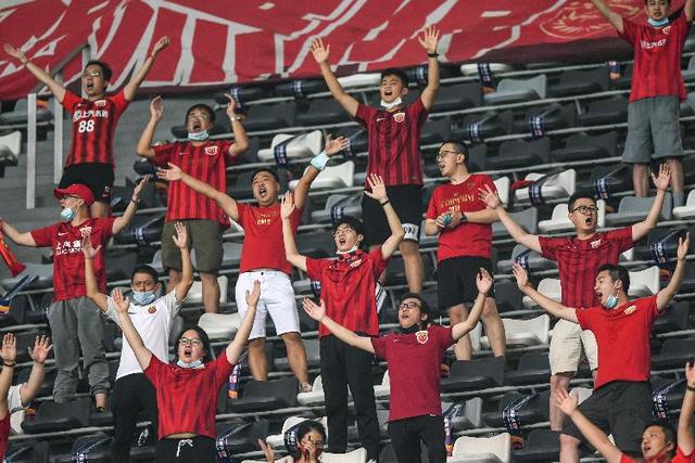 午间星闻｜挖掘传统文化+反思现实人性，《雾山五行》成了今夏最火国漫；中超新赛季首次开放观赛，1588名球迷亮相看台休闲区蓝鸢梦想 - Www.slyday.coM