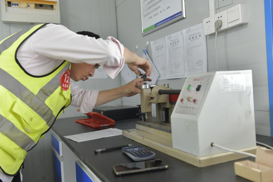 市高铁公司举办工地试验技能大比武|大比武|工地|高铁_新浪新闻