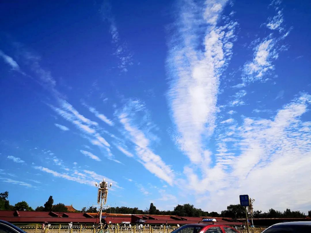 雨过天晴,北京绝美蓝天又"刷屏"了!