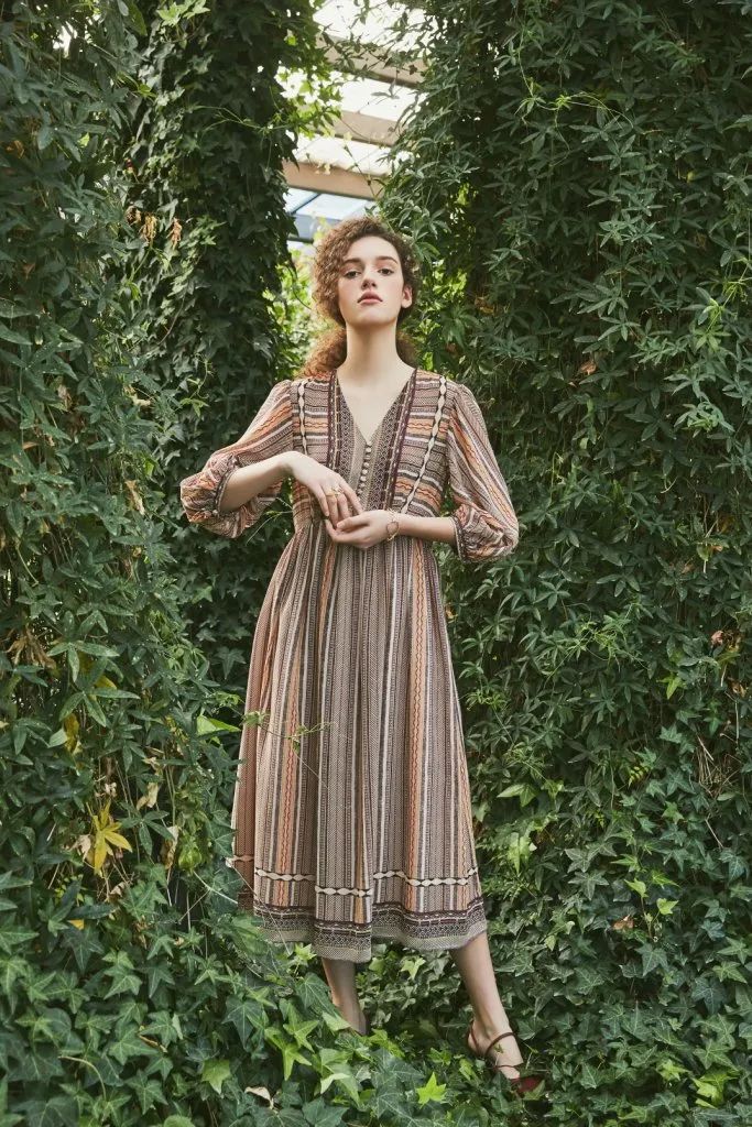 清新的森系风,给你夏末秋初的美好!|服饰|森林|自然_新浪新闻