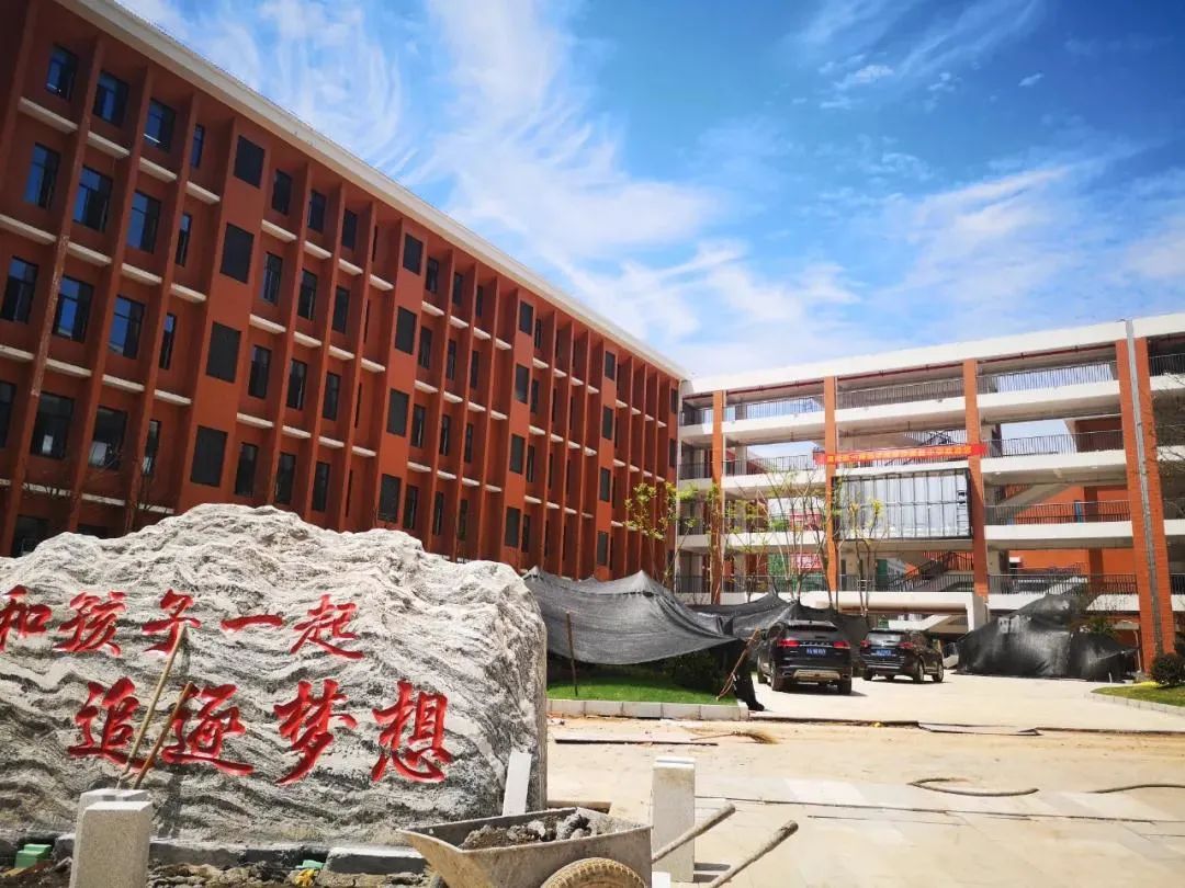 湖南第一师范学排名_湖南首届科学实验展演汇演在长沙举行,我们将代表(2)