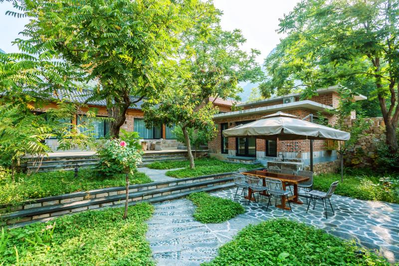 平谷特色高端民宿开启"网红"打卡模式