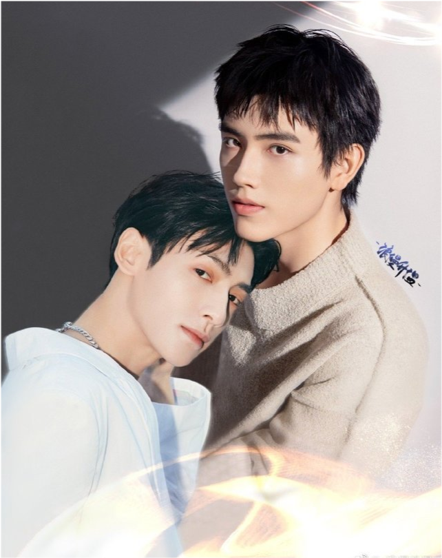 想必是罗云熙和陈飞宇的cp感太足,不少网友也忍不住扒起了两人的糖,没