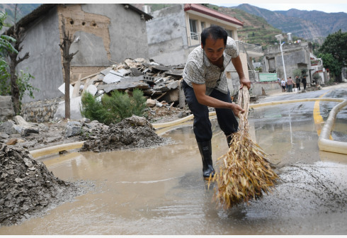 国常会部署洪涝灾后重建：总资金规模1000亿元