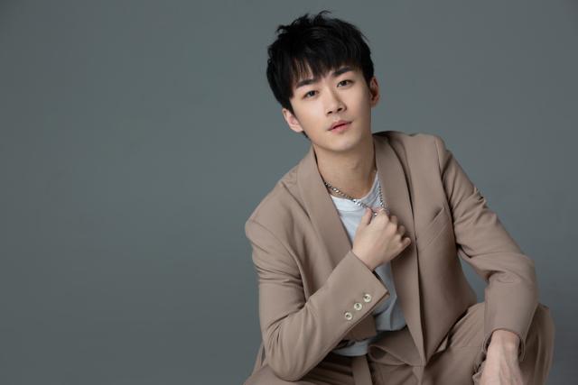 和平精英不求人七夕再爆帅照网友这次真的是颜值主播了