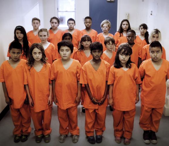 在美国未成年人犯重罪,会受到怎样的惩罚?|暴力|少年|重罪_新浪新闻