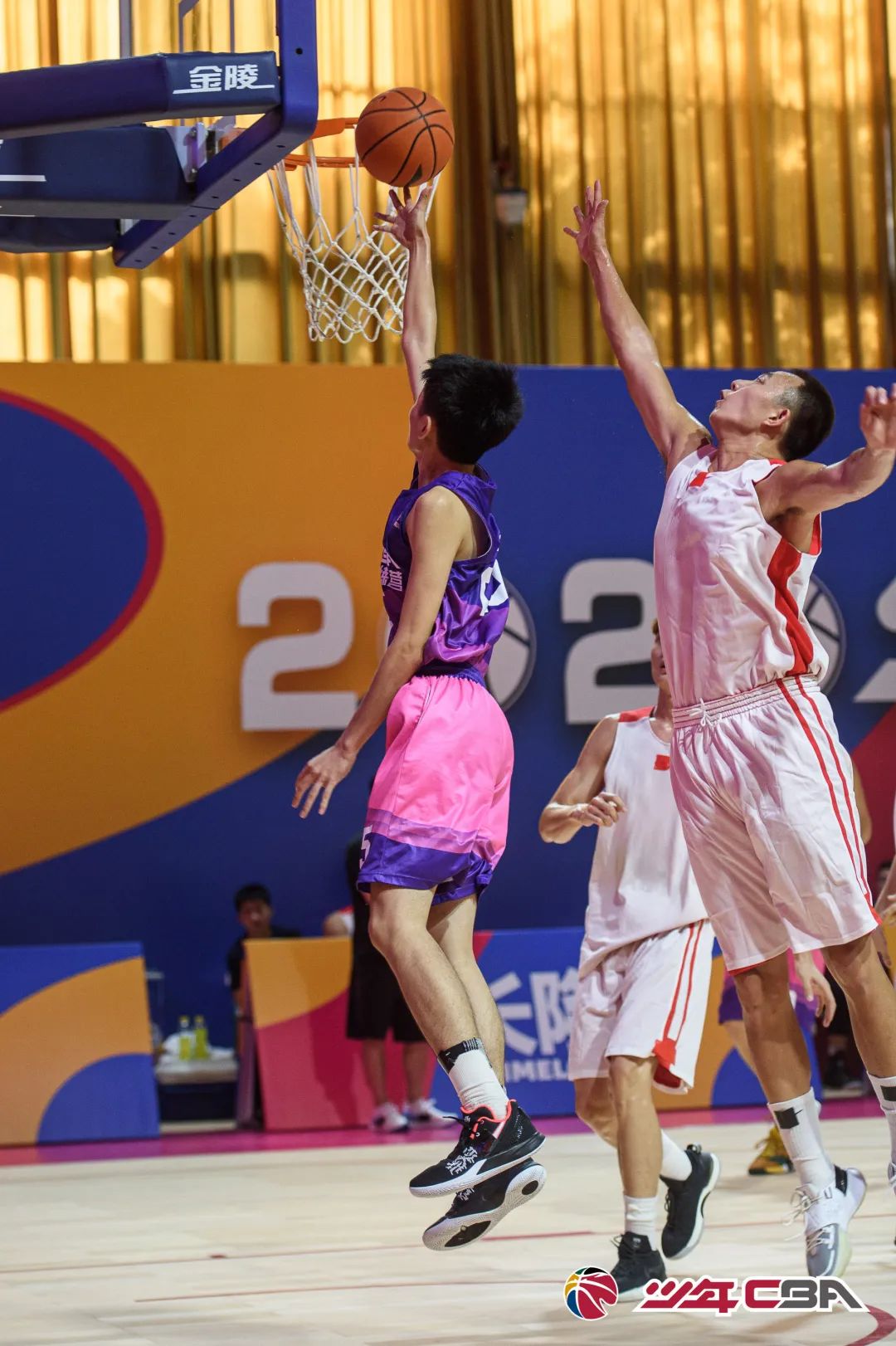 压哨绝杀cba青年队!快攻暴扣!这群小孩让我看到了中国篮球的未来