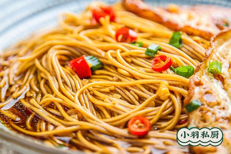 我算是服了!3块钱焖出鲜香多汁网红面