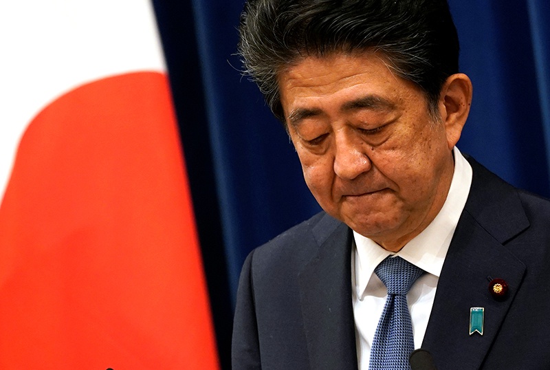 当地时间2020年8月28日下午，日本东京，日本首相安倍晋三在东京首相官邸召开记者会。