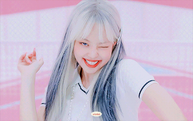 下面来看我们表情演技一级棒的jennie.