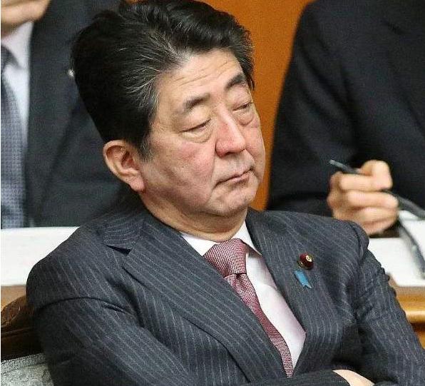 据海外媒体报道,昨日日本首相安倍晋三辞职事件可谓引爆了整个世界