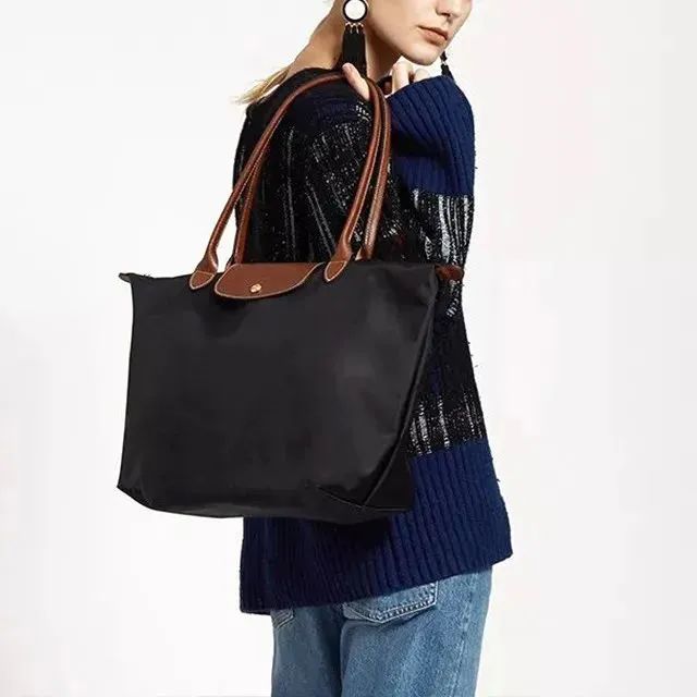 火爆30年的龙骧包还在流行近5折入手超能装王妃也买了好几个