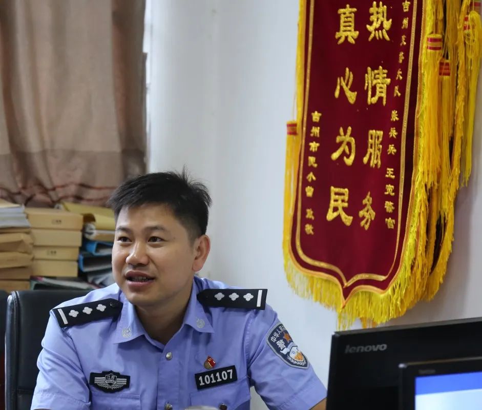 儿子高考689分!妈妈却立即拨通了警察电话…网友:正道的光!