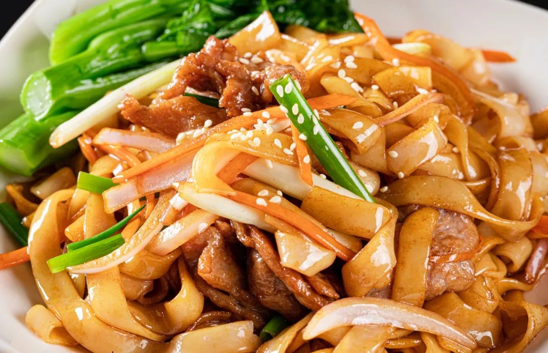 11人中毒,1人抢救无效去世!近期食用河粉要注意|食品安全_新浪新闻