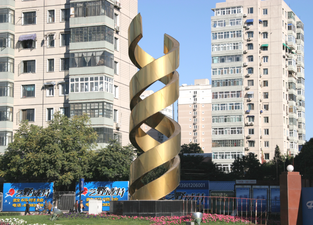 着中关村赖以生存和延续的生命基因dna双螺旋结构《生命》雕塑第二