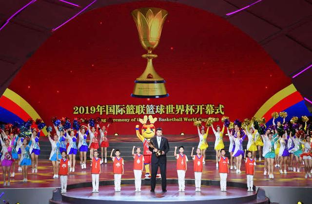 国际篮联秘书长等致辞 感念2019年篮球世界杯一周年