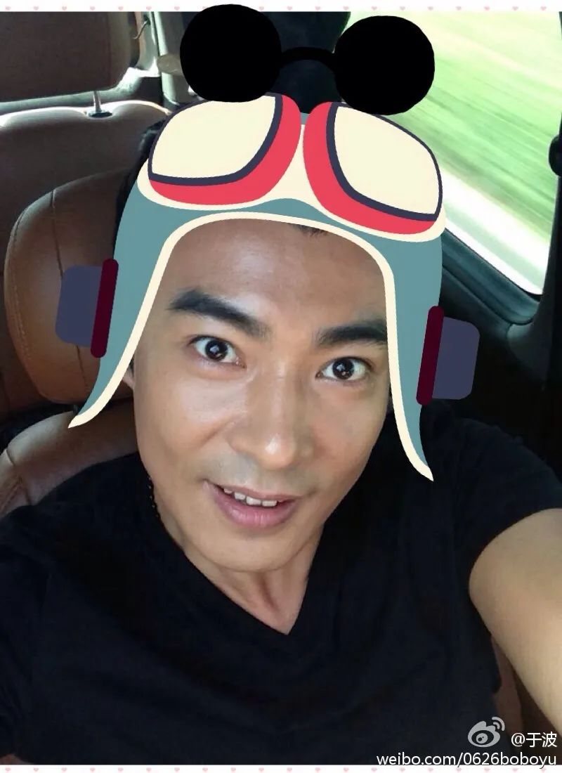 还记得《水月洞天》里的童博吗?他现在长这样