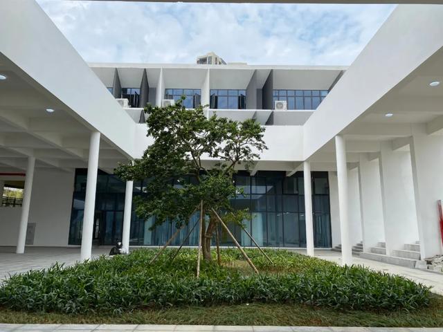 如期开学!多图直击惠州北站新城博罗中学中洲实验学校交付现场