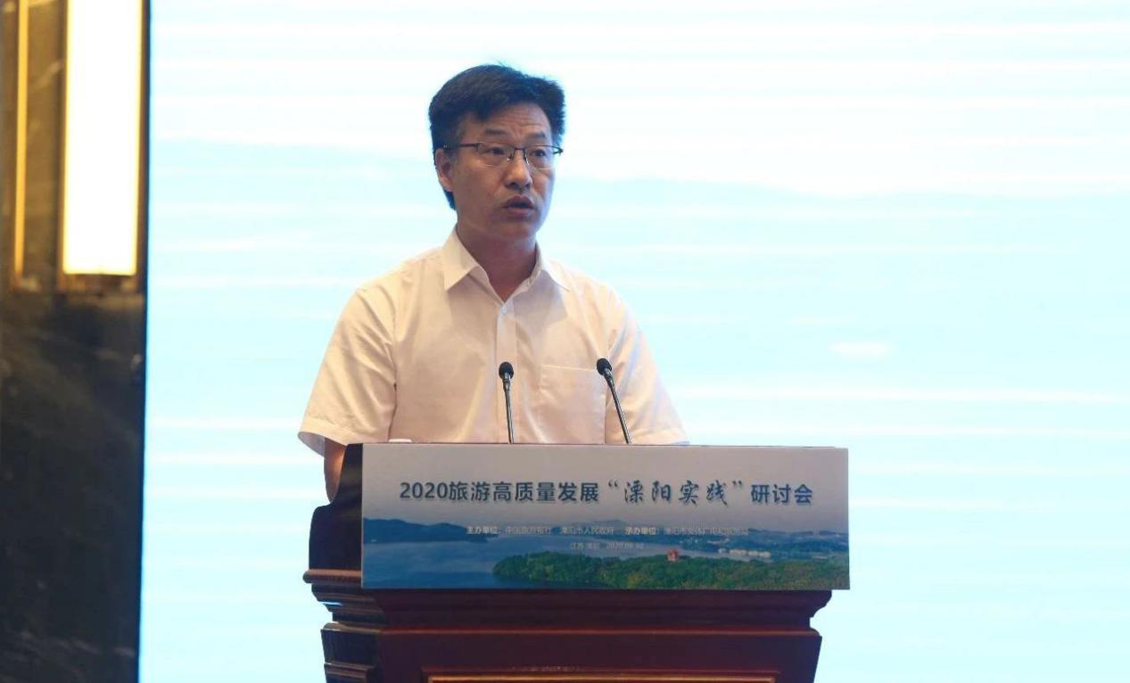图片为中共溧阳市委副书记,溧阳市人民政府代市长叶明华致辞