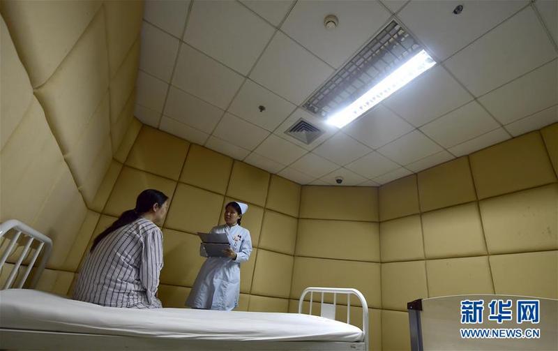 抑郁症患者树洞遭网络攻击他们用自救与他救和绝望赛跑