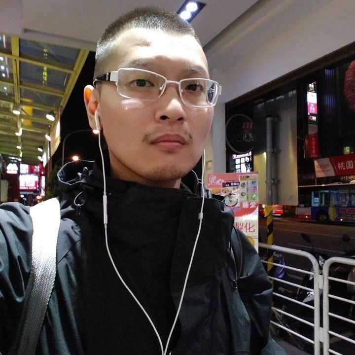 男导演被控告欠薪性骚扰,逼迫女演员陪酒,将赴大陆发展|刘乐妍|性骚扰