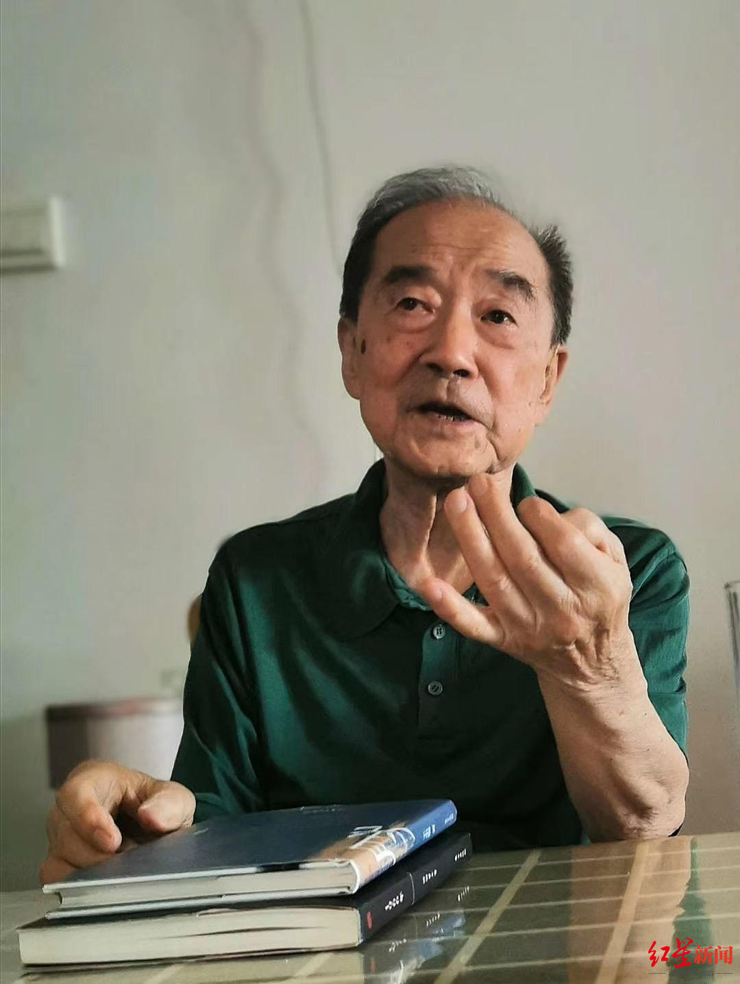 红星专栏|杨牧:邵燕祥不朽,他和艾青都是我的入会介绍人