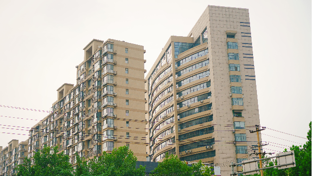 地产走出疫情冲击 但这些房企正在掉队
