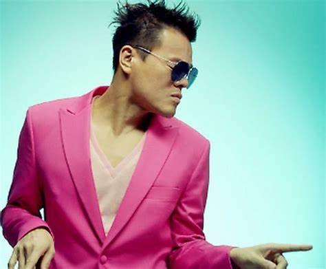 jyp大佬朴振荣携宣美火辣回归复古港风耀眼将与爱徒rain交锋