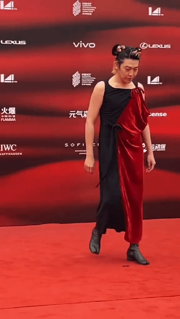从“美神”到土上热搜，姜思达这是经历了什么？