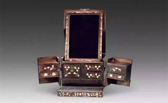 【品鉴】从这些箱,盒,匣,看古人收纳的艺术|香盒|官皮箱|镜匣_新浪