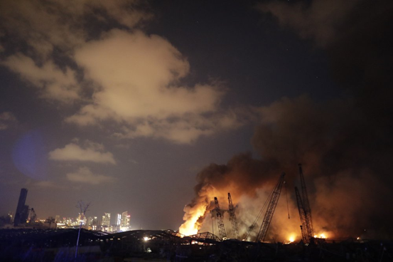 [贝鲁特港]“就像世界末日！”贝鲁特港大爆炸前后对比(图)
