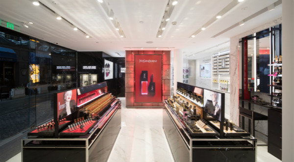 欧莱雅发布上半年财报：中国市场销售额增17.5% 专业美发产品下跌