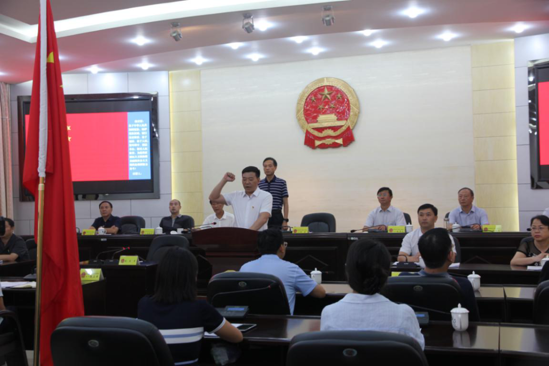 漆勇任息烽县人民政府代理县长