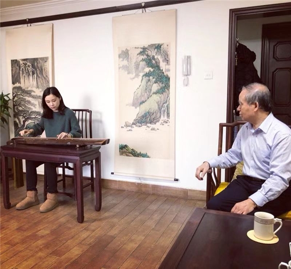 林曦不能起舞的日子是对此生的辜负