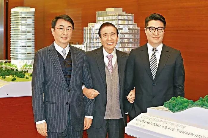 顺德大佬力压李嘉诚，成全球最富25家族之一，给儿子取名李家诚！__财经头条