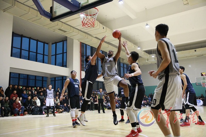 享受运动拥抱健康