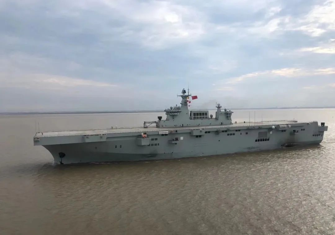 好事多磨!中国075"两攻"出海试航刷爆网络,中国海军进入一个新纪元!|
