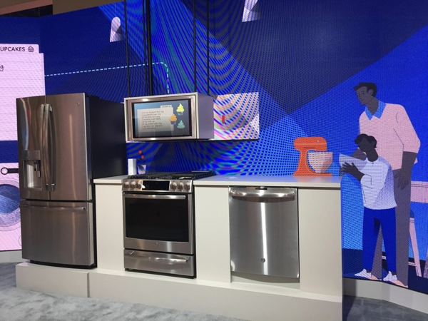 中国全球供应商地位稳固：上半年家电出口趋稳 OLED出货增50%