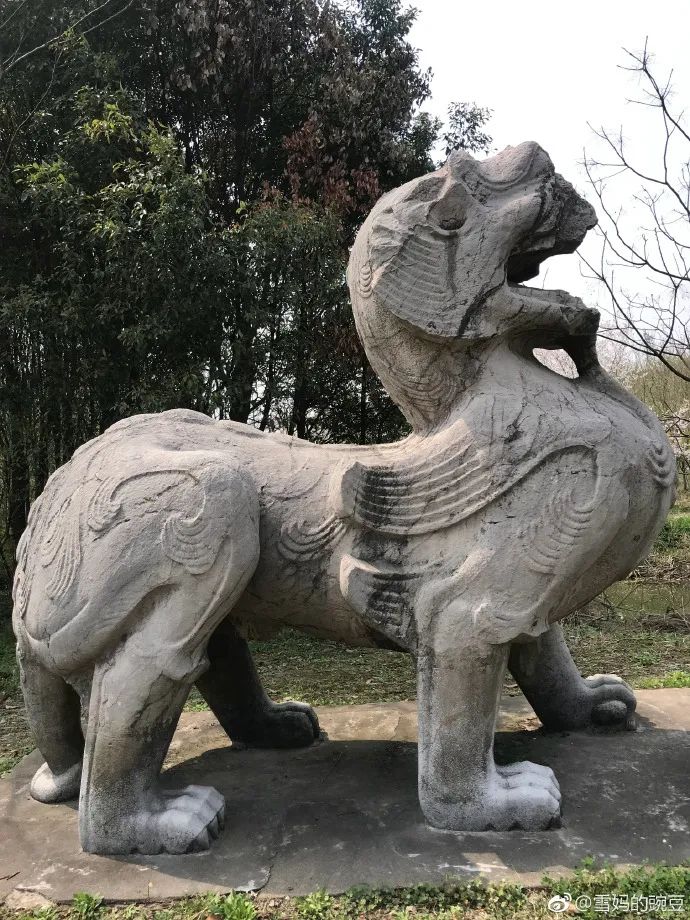 1973年10月出生的女性带银貔貅手链好吗？