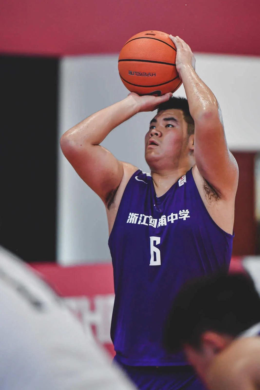 赢下决赛没有哭泣,陈黄凯伦在期待更远的未来.