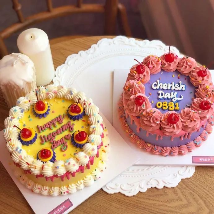 好梦幻的复古蛋糕可爱到让我不讨厌过生日了