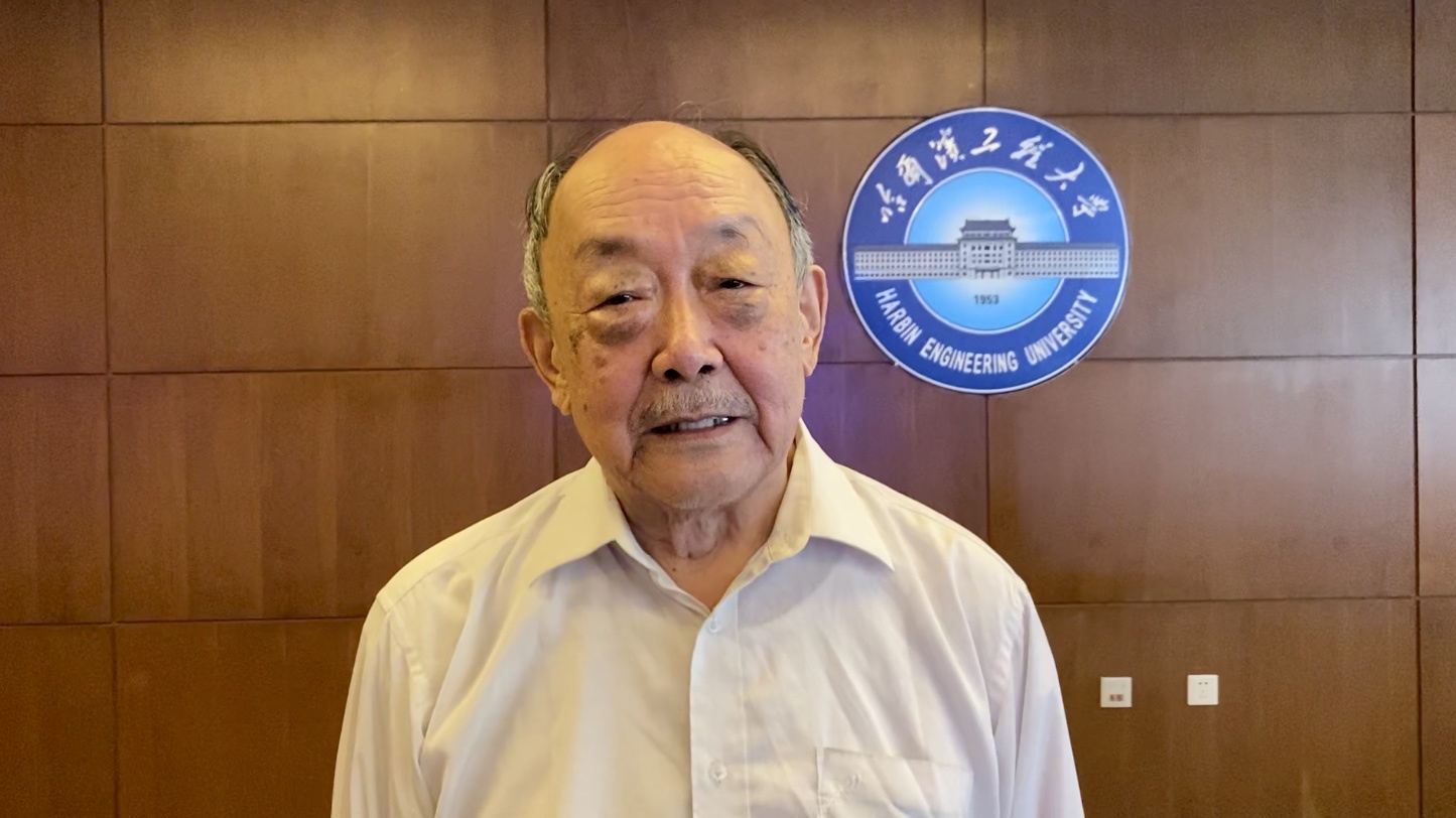 "90后"院士杨士莪:"人退休了,但为祖国工作不能停"