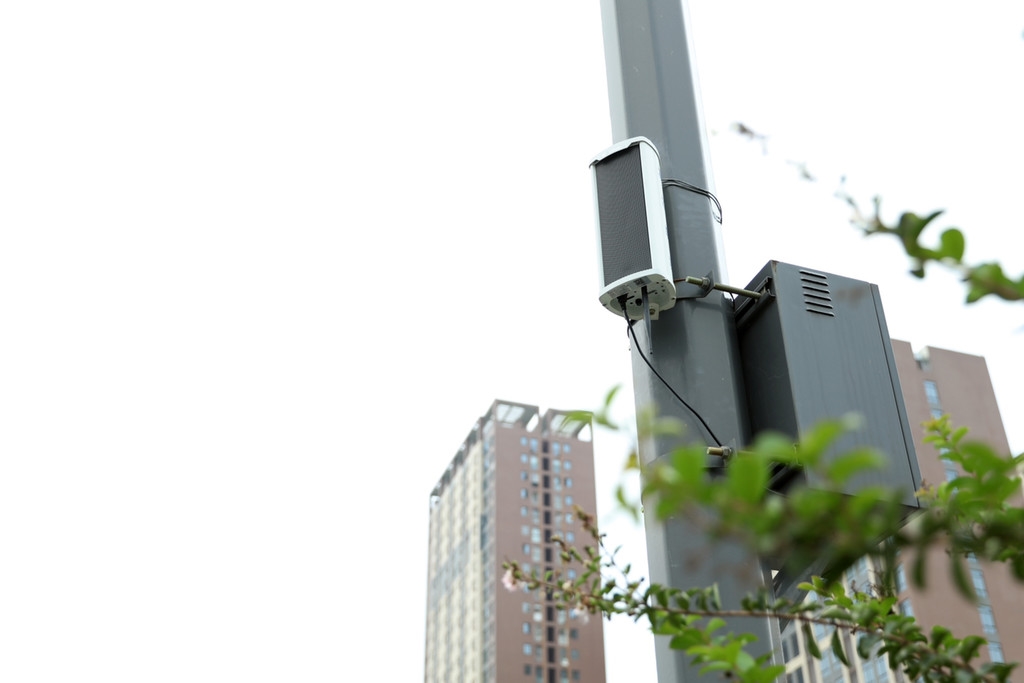 大喇叭背后有"大智慧" 温江公安精细治理城市交通乱象