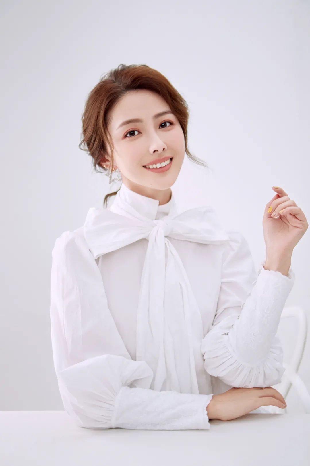 陈洁kiki:直播间的低价战术只能迎来"共输"局面 | 有数青年家