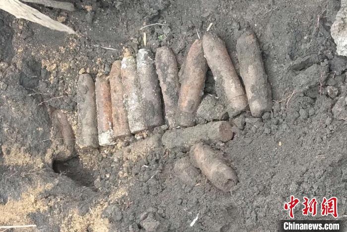 32枚日军遗留炮弹黑河嫩江被发现 将作排爆处理