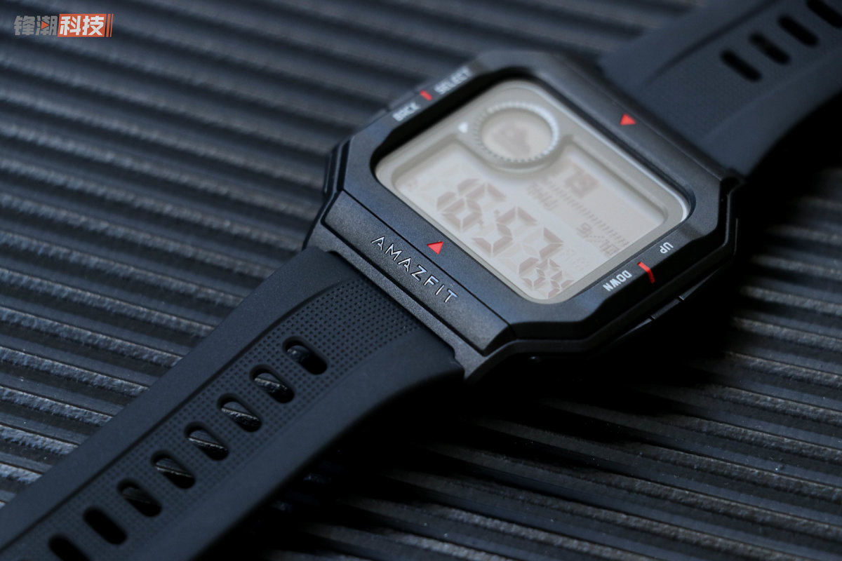 用复古引领时尚,华米科技 amazfit neo 智能手表图赏
