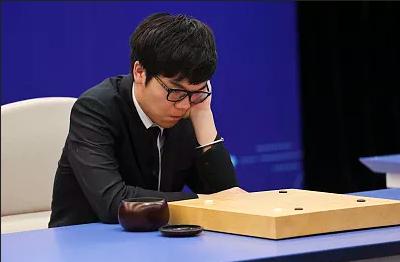 应氏杯围棋赛虎头蛇尾柯洁不敌谢科被淘汰