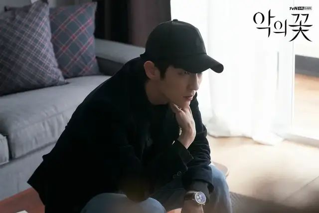 月薪10W和月薪1W的人，真实收入差距是100倍 :普通人做到这3点，就能破局休闲区蓝鸢梦想 - Www.slyday.coM